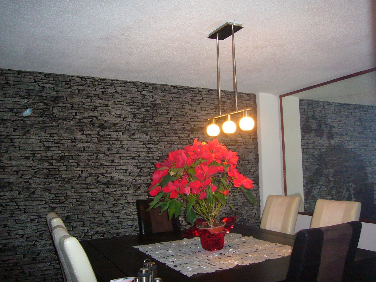 https://0201.nccdn.net/1_2/000/000/142/70a/10-1280x960.jpg