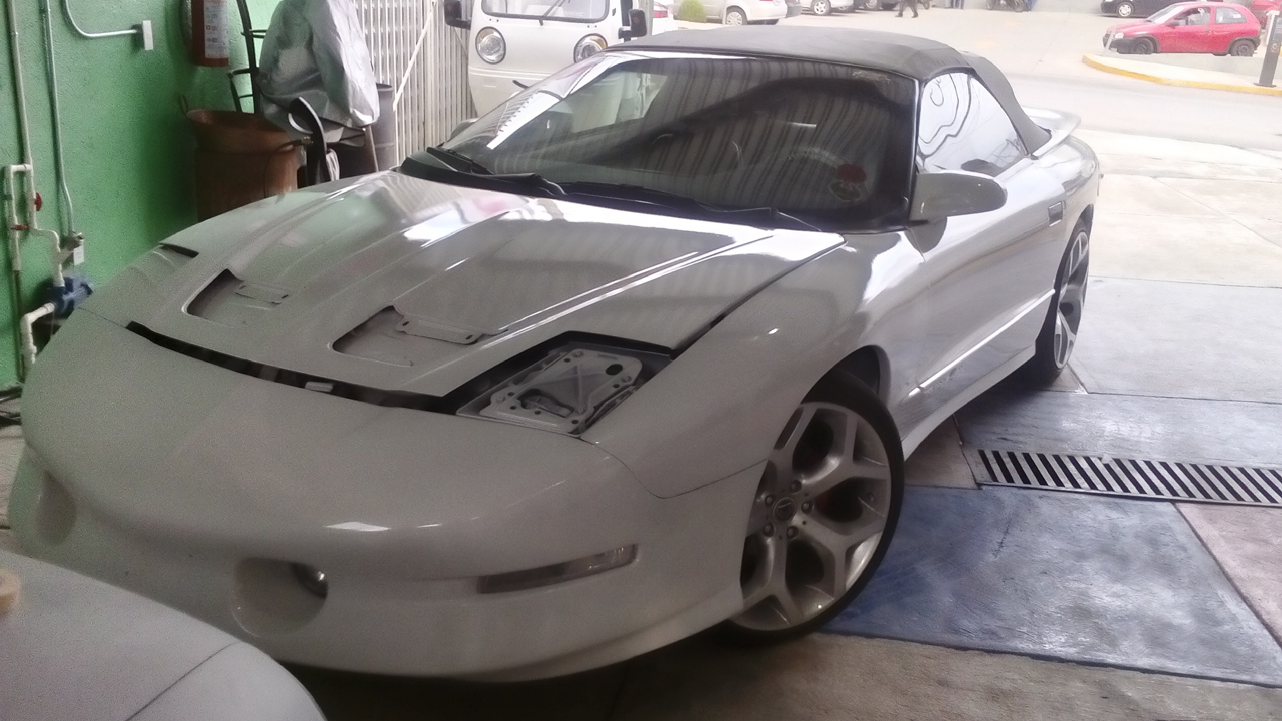 Reparación de facias y baño de pintura