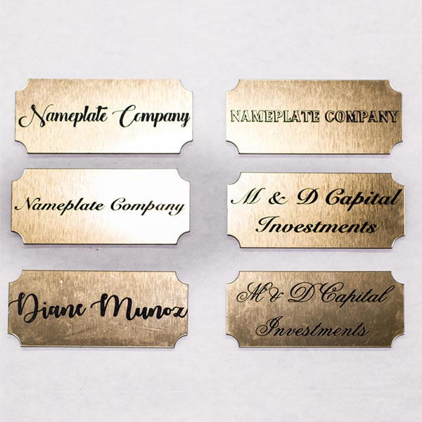 https://0201.nccdn.net/1_2/000/000/143/8fb/plastic-nameplates-600x600.jpg