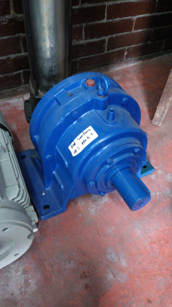 Reductor sumitomo 5hp rel 8 a 1, cod 1053
