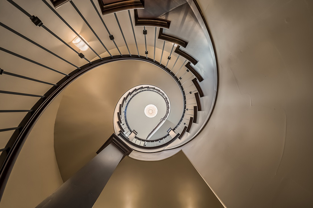 https://0201.nccdn.net/1_2/000/000/145/9de/spiral-staircase_.jpg