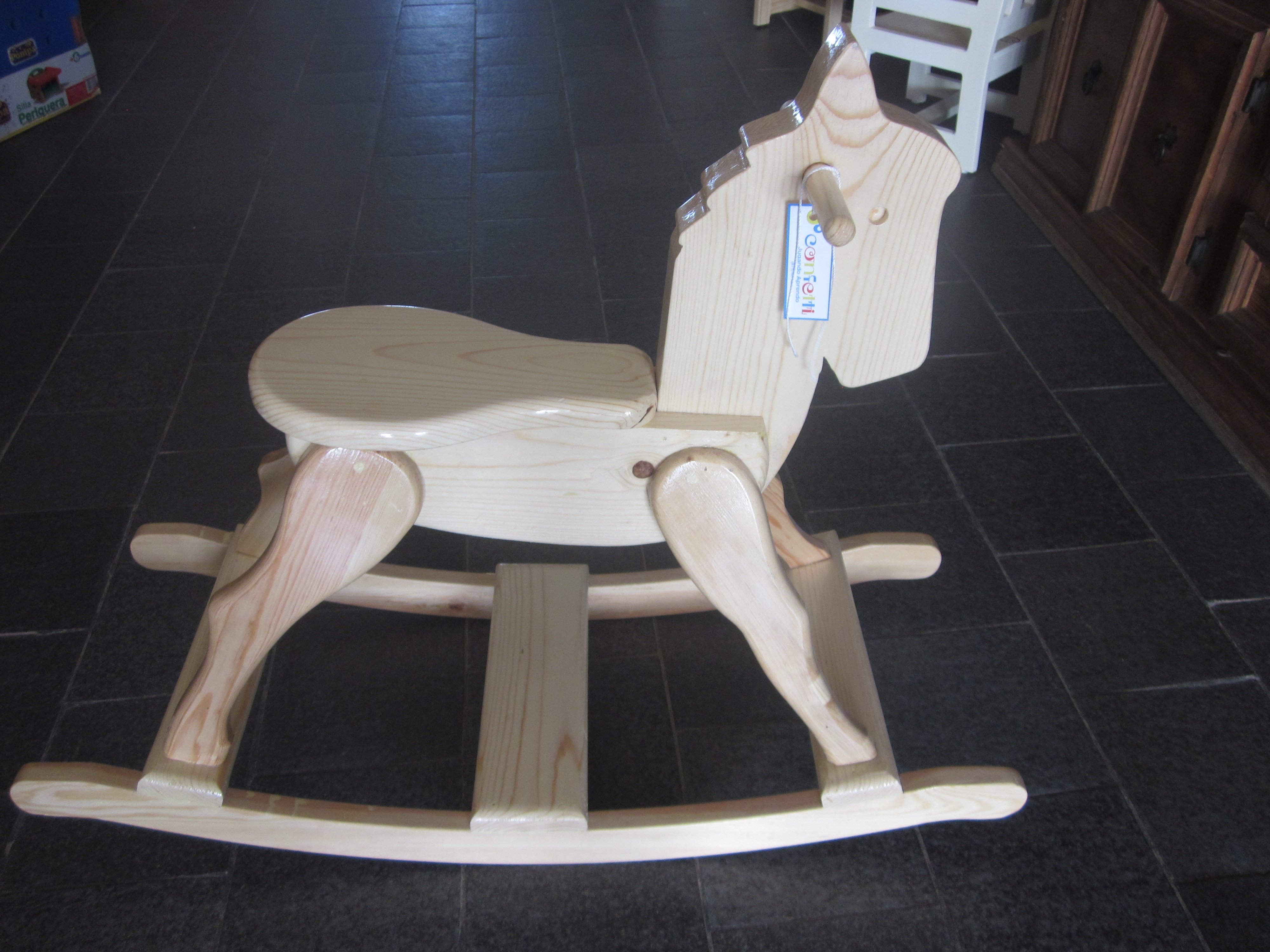 CABALLITO MECEDORA
PGL 7500328  NO. 400
$795.00
