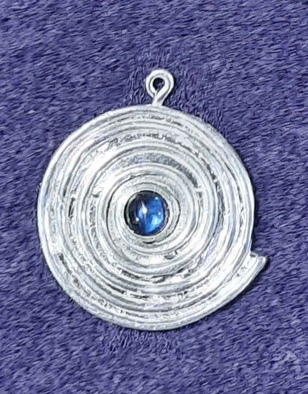 JPn022a-SC SILVER SPIRAL Cast Sterling with  Sapphire Cabochon