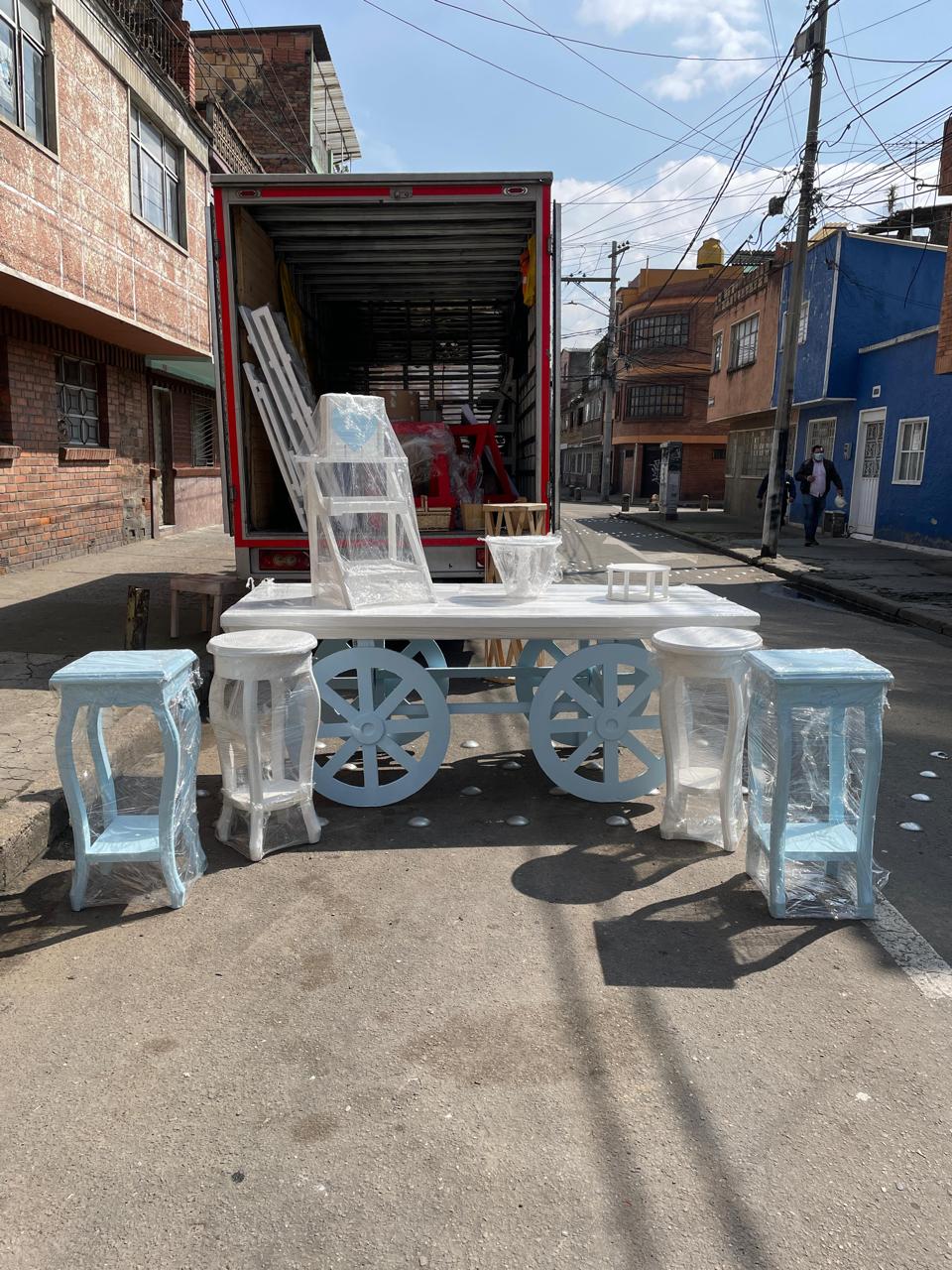 Carreta Sin Techo
$ 130.000
Medidas:
Altura 80cm
Largo 2.20m
Profundidad 92cm