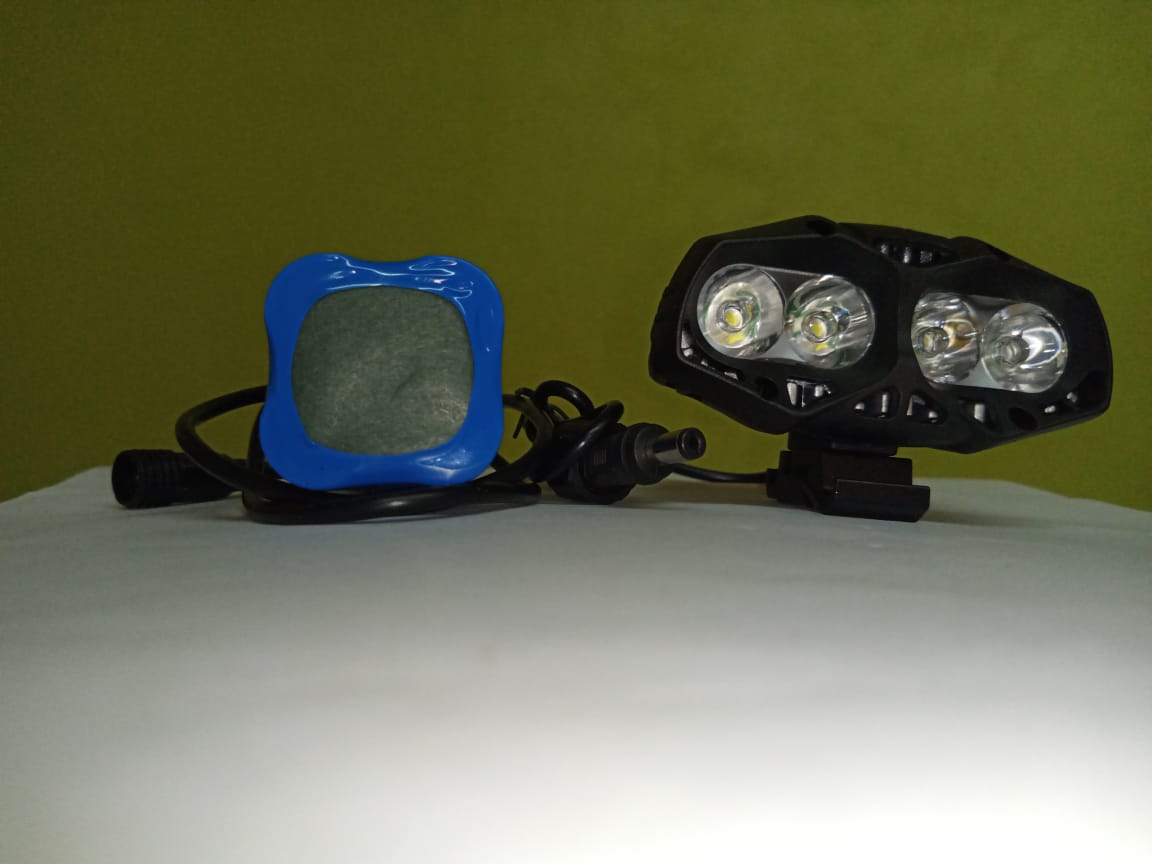 Farp 12,000 lùmenes c/ pila Recargable