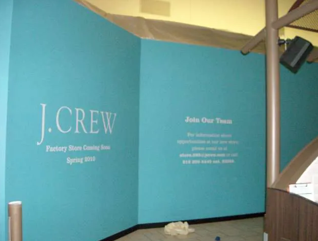 J. CREW
Barricade Vinyls