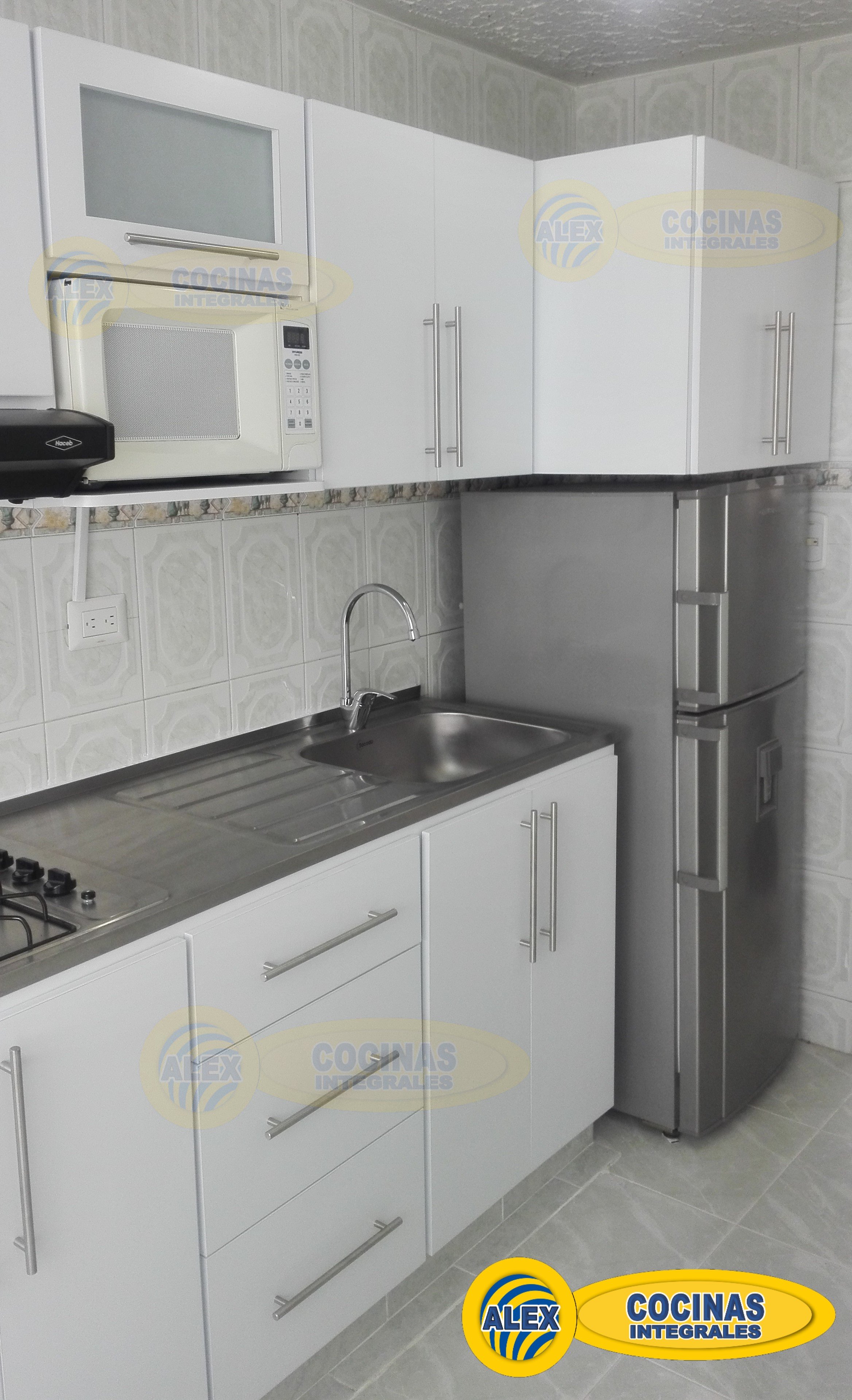 Cocina lineal color Blanco