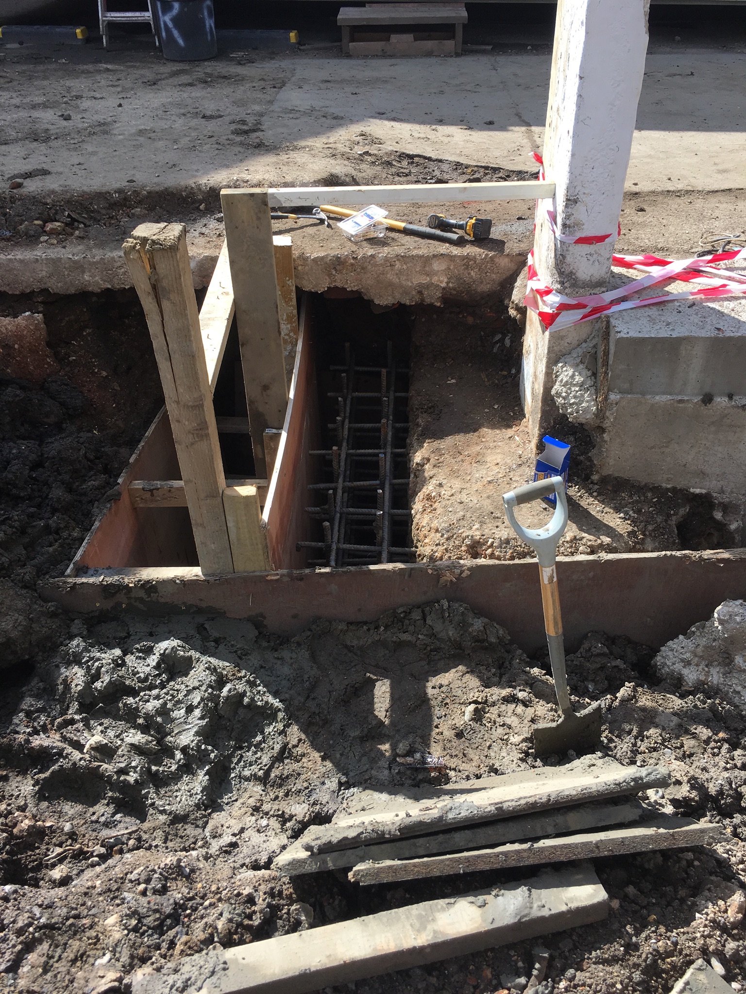 extra foundations to concrete frame