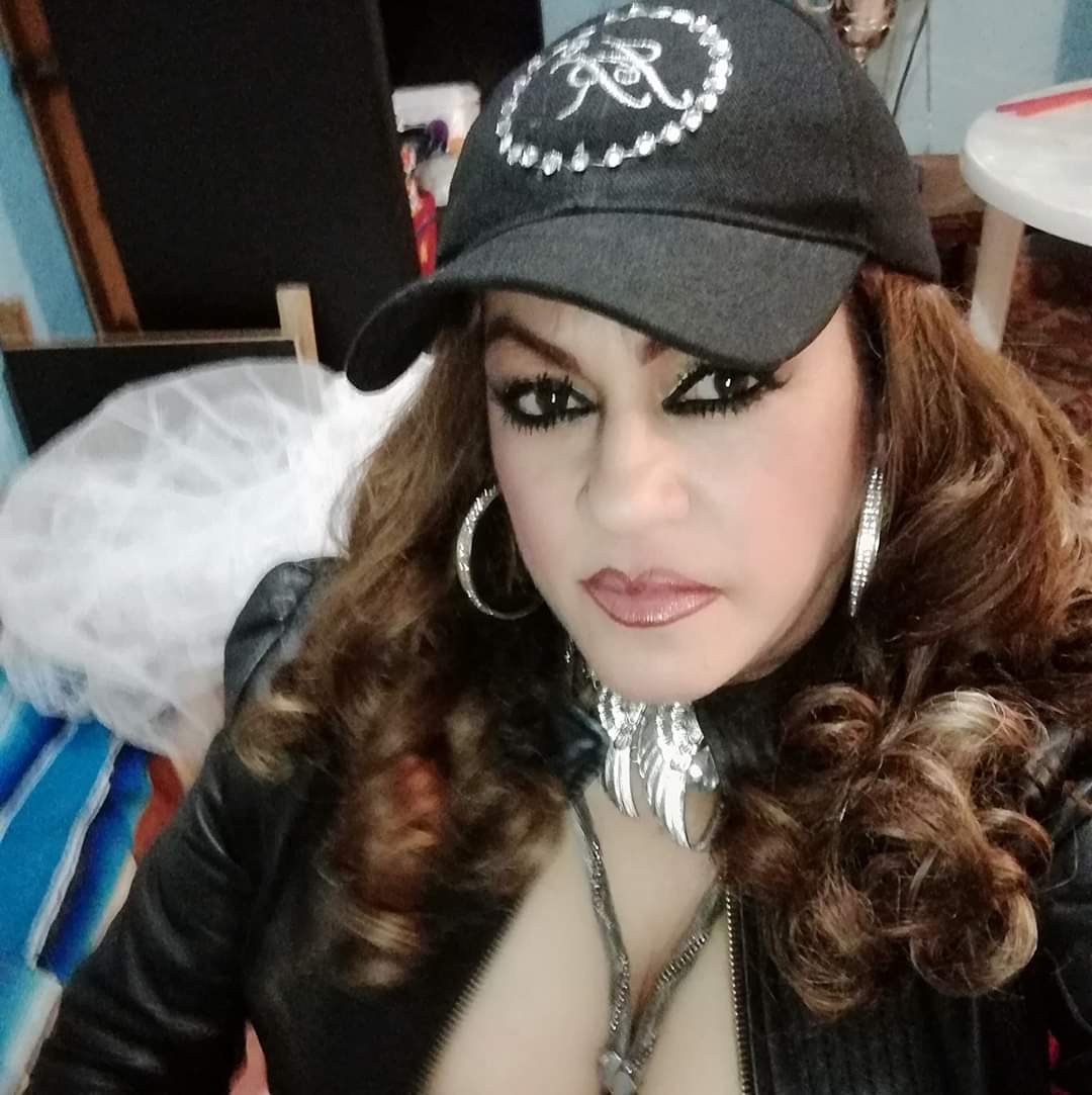 TERE ESQUIVEL BIOGRAFIA LA EXITOSA