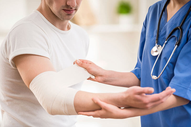 Dr. Luis Avelar Muñoz, Especialista en Ortopedia y Traumatología - Fracturas