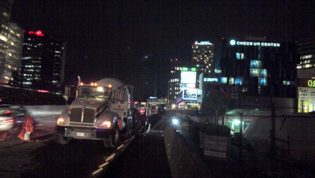 CENTRO COMERCIAL SANTA FE