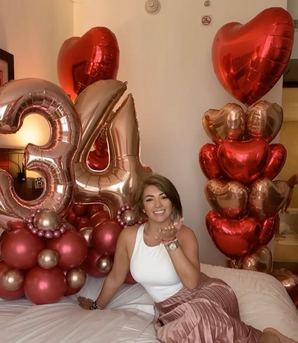 Colombia : 1111 Pesos
Venezuela : 11$
Negociable Segun Diseño