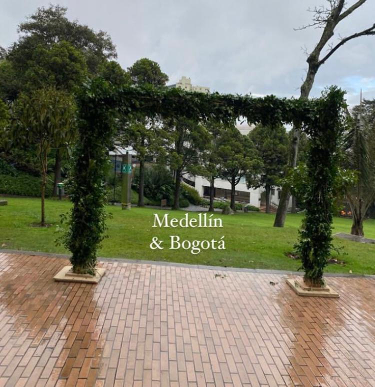 Arco de Madera con Follaje
2.20m altura x 3.20m de ancho
350.000 pesos,