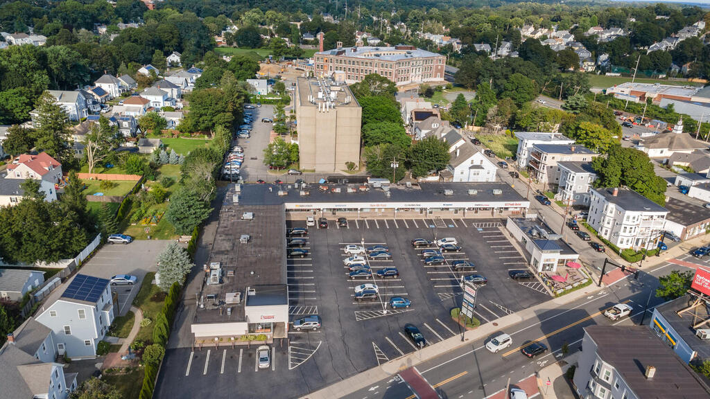 https://0201.nccdn.net/1_2/000/000/14e/46e/407-cabot-st-beverly-ma-01915-usa-001-002-aerial1-mls_size.jpg