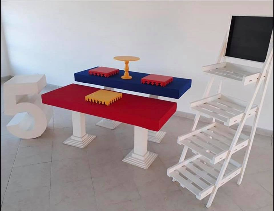 Bases Planas Troqueladas
Medias: 30cm X 30cm 
$20.000
Base Redonda para Postres
Alquiler $20.000