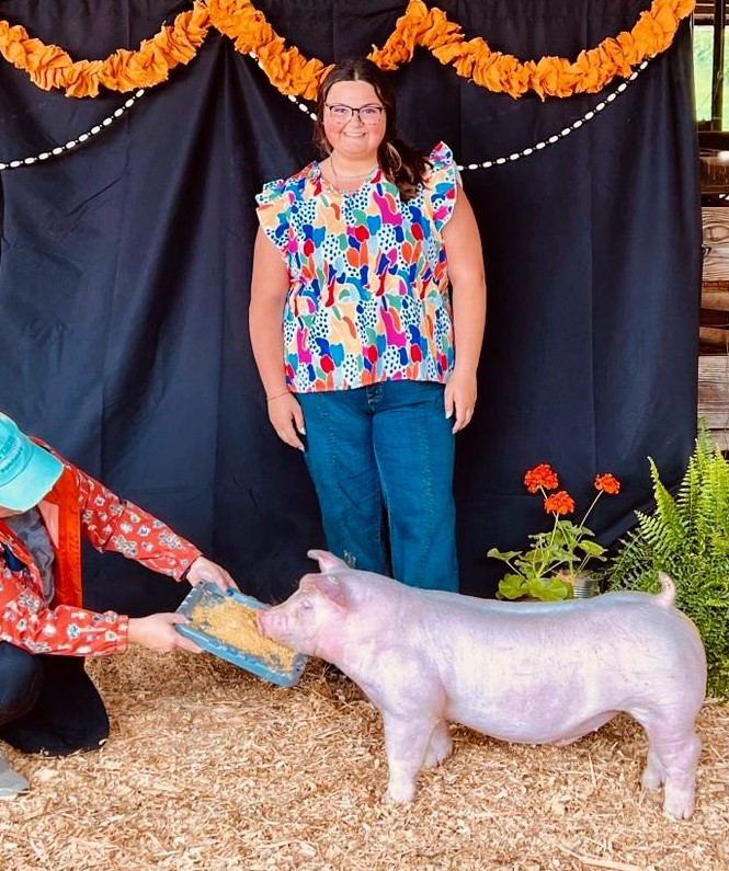 Marlo Selby
2024 Big Orange Classic
Champion Chester White Barrow
4th Overall TN Bred Barrow