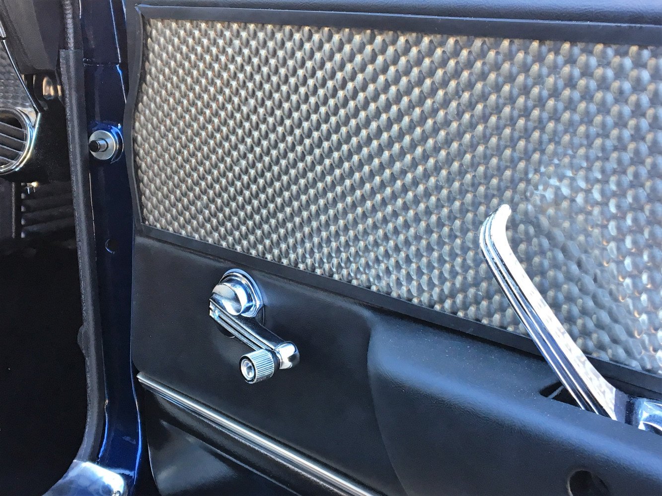 Deluxe door panels with bubble stainless