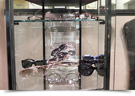Giorgio armani display case||||