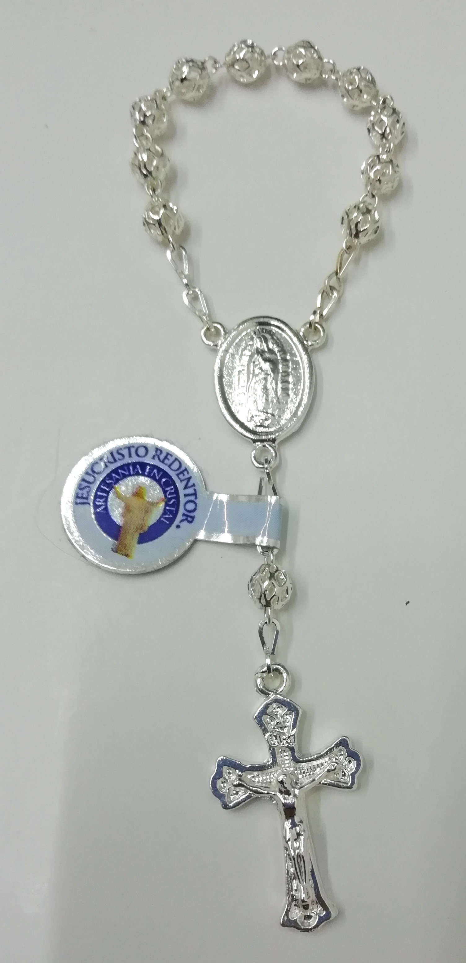 DECENARIO CON CUENTAS DE CRISTAL ENMARCADAS EN BAÑO DE PLATA