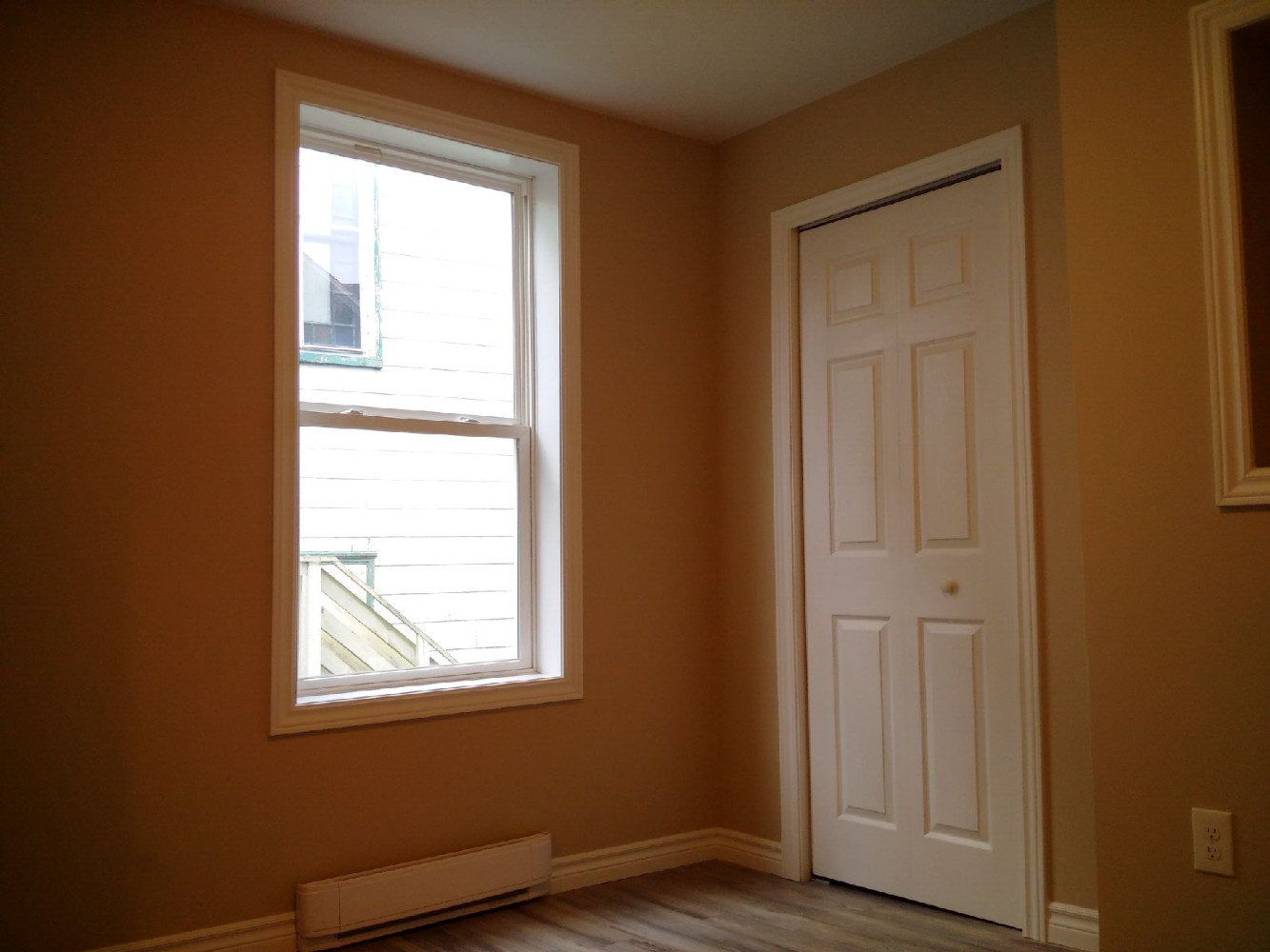 Master Bedroom
Photo 1