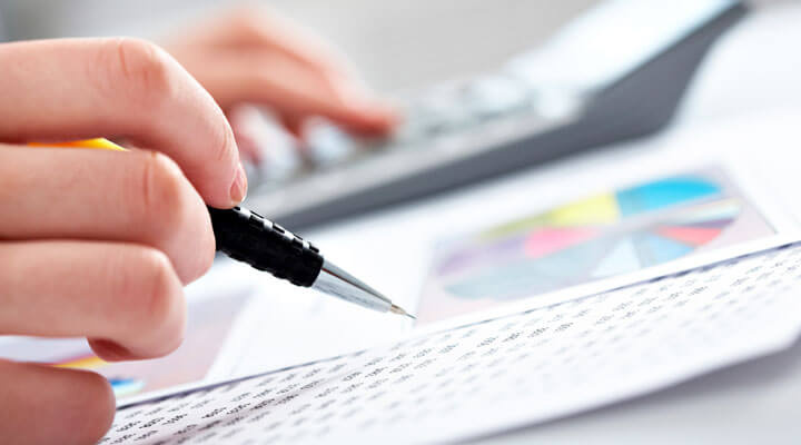 C.P. y M.A. Carlos Sandoval Bernal - SERVICIOS CONTABLES Y FINANCIEROS