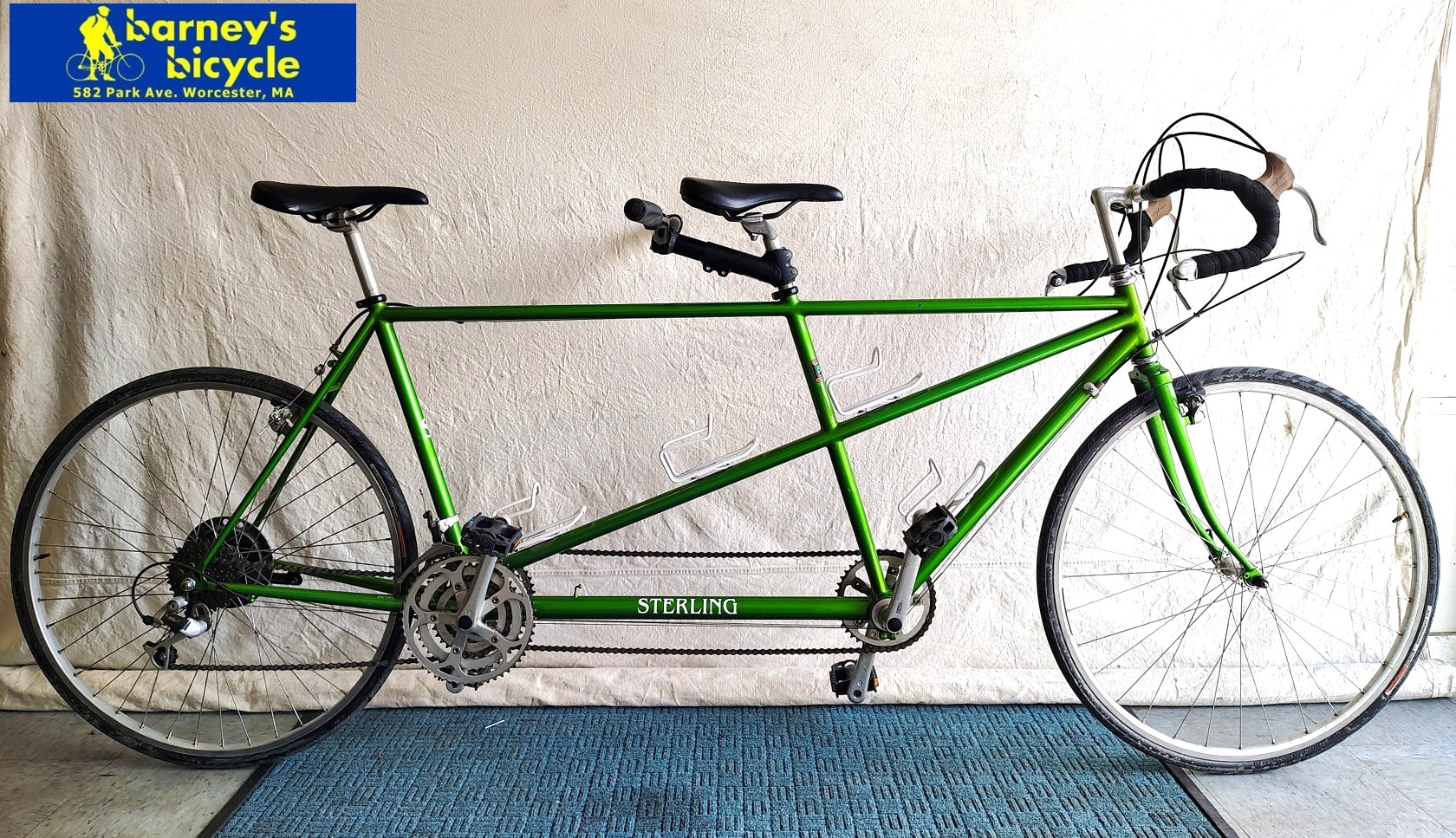 Sterling Tandem
Captain 57cm, Stoker 55cm
Reynolds 531 Frame, Deore XT Components.   
$699.00