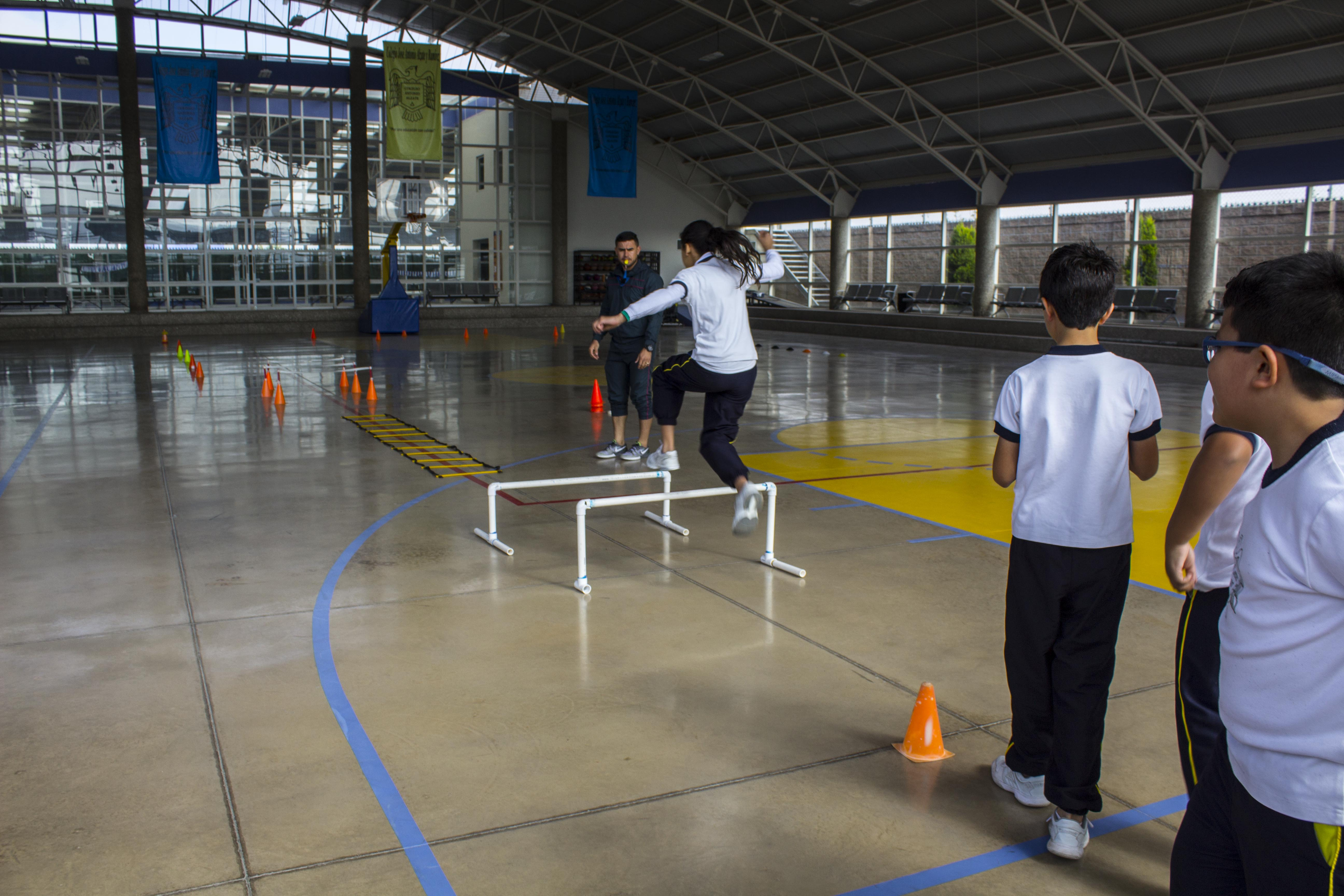 https://0201.nccdn.net/1_2/000/000/154/2f4/primaria-4-5184x3456.jpg