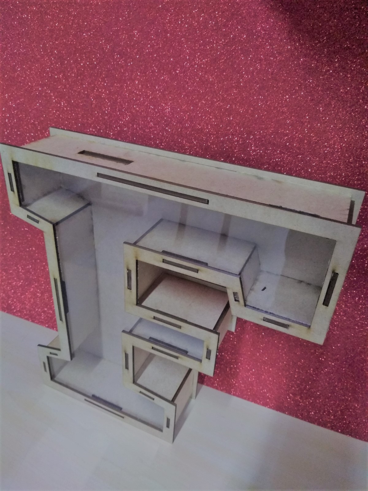 Alcancia Letra 3D
30 cm Alto, 06 cm Profundidad
$250.00