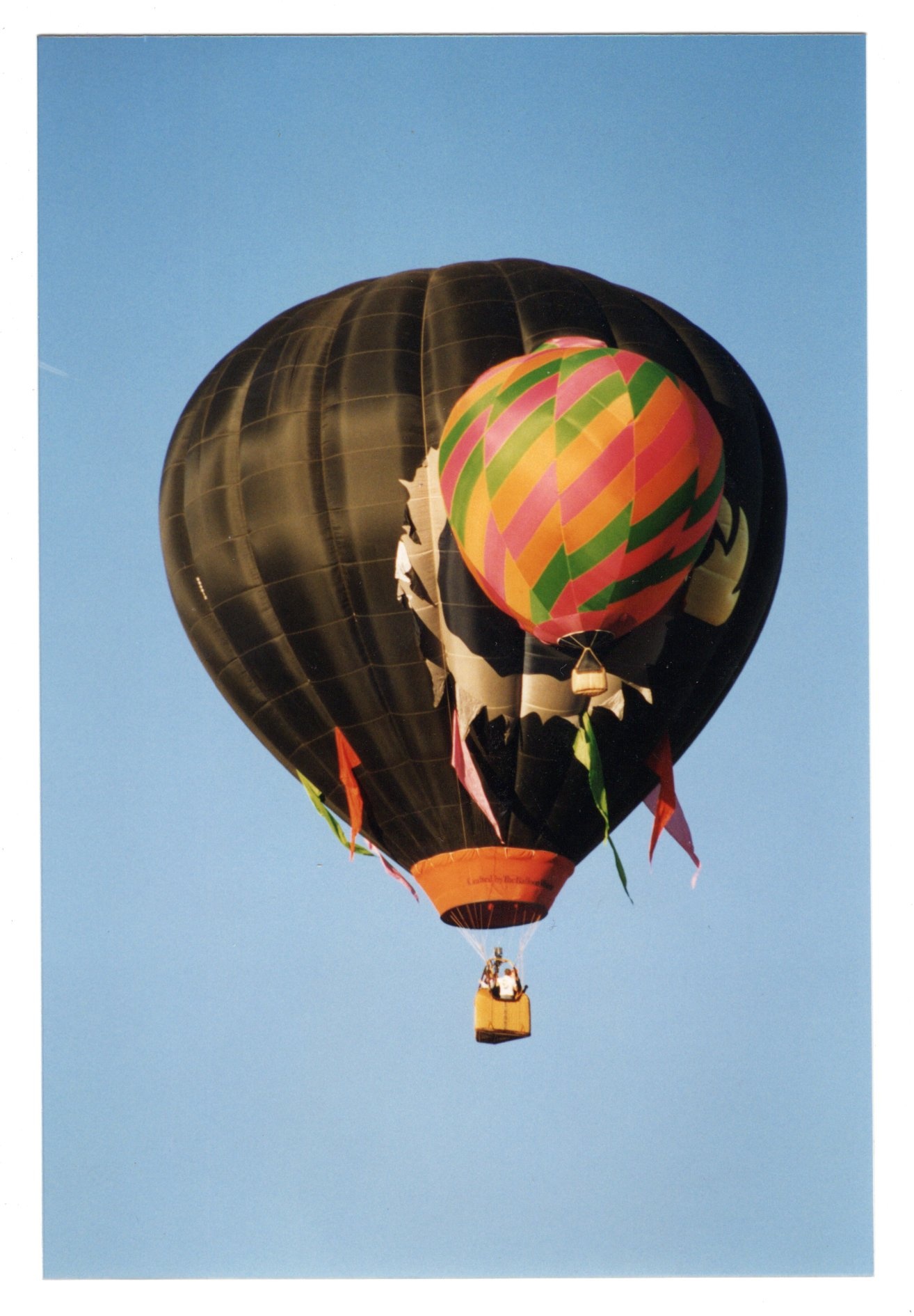 https://0201.nccdn.net/1_2/000/000/155/141/hot-air-balloons--21--1314x1890.jpg