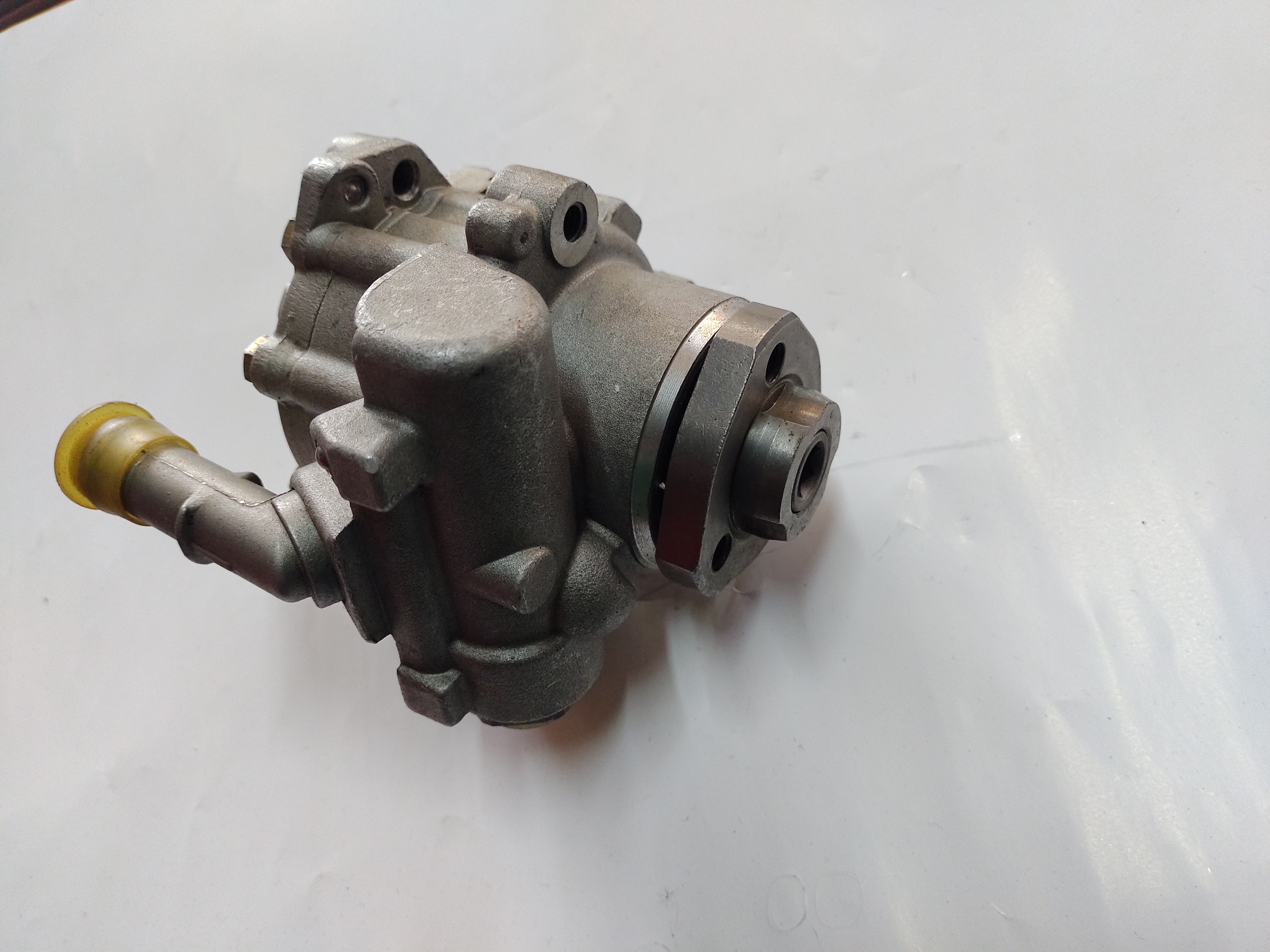 Bomba de direccion de jetta a4