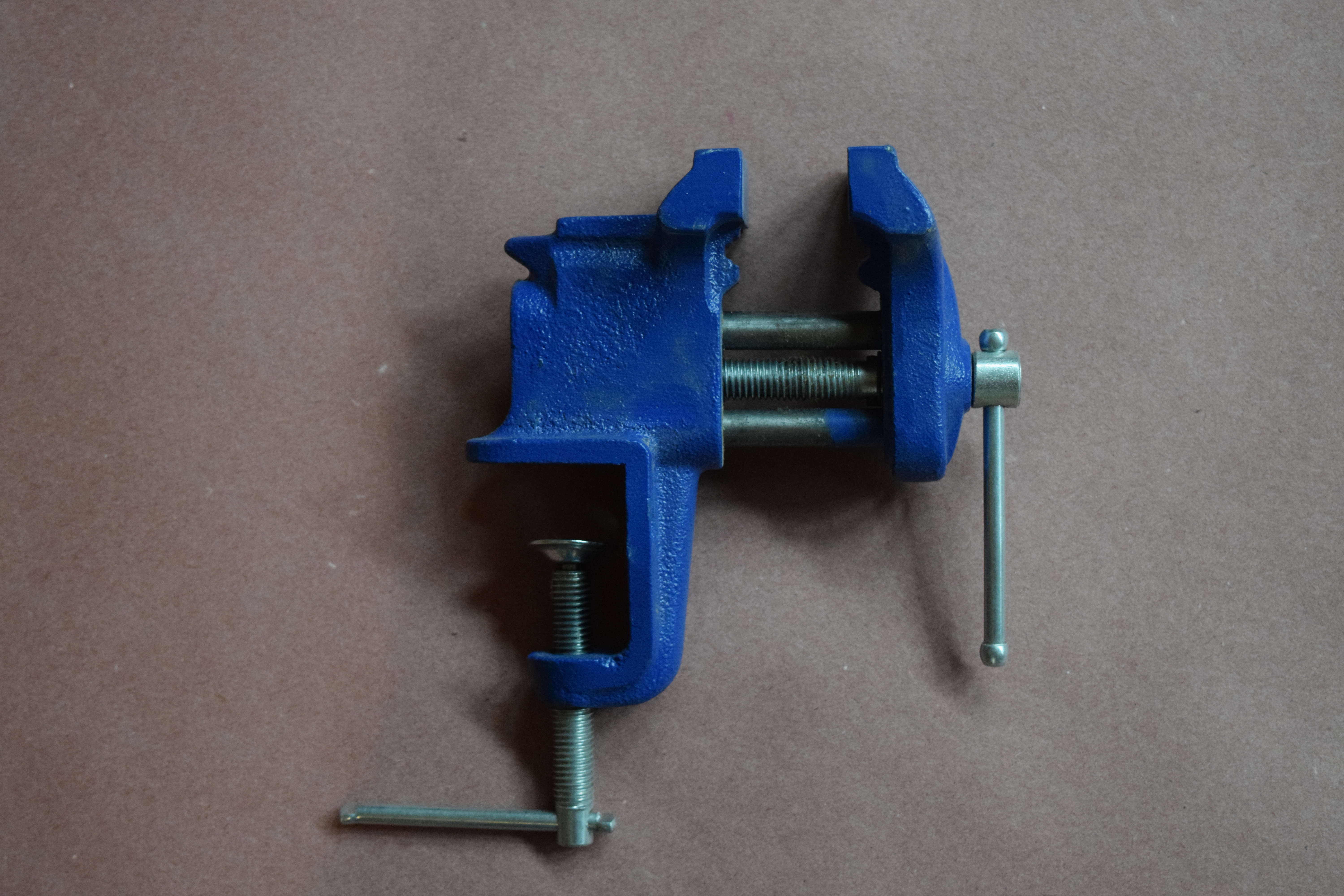 Bench Vise (small, by Irwin)
