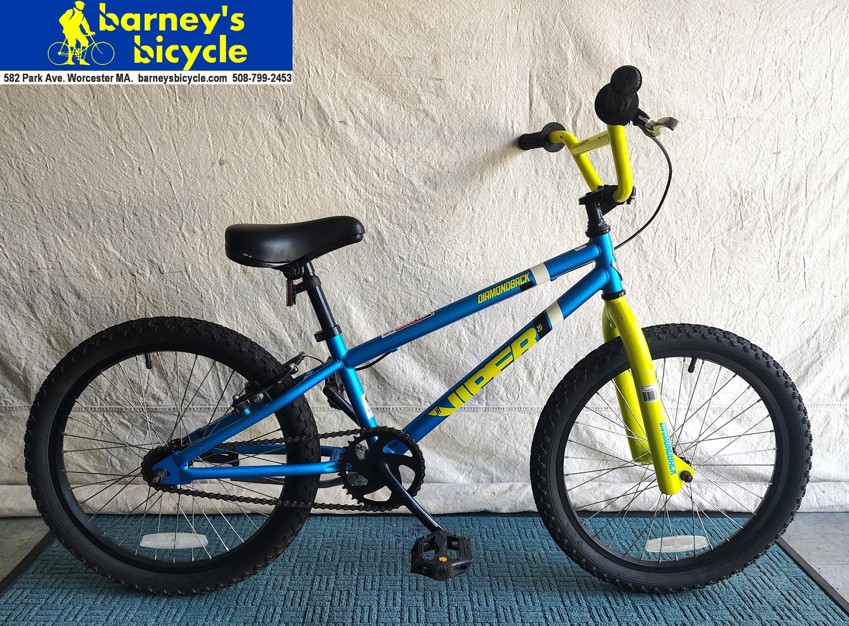 Diamondback Jr Viper Mini 20
Wheel Size: 20"/ Ages 6-9/ Speeds: 1spd
Price: $179.00 (Professionally Tuned)