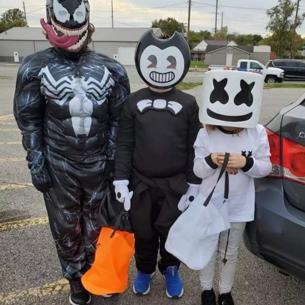 Before photo sent to me for a commission painting 2021