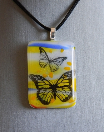 "Nature_06"
by Nataliya Guchenia
Size - 2"H X 1-3/8"W
$35.00 