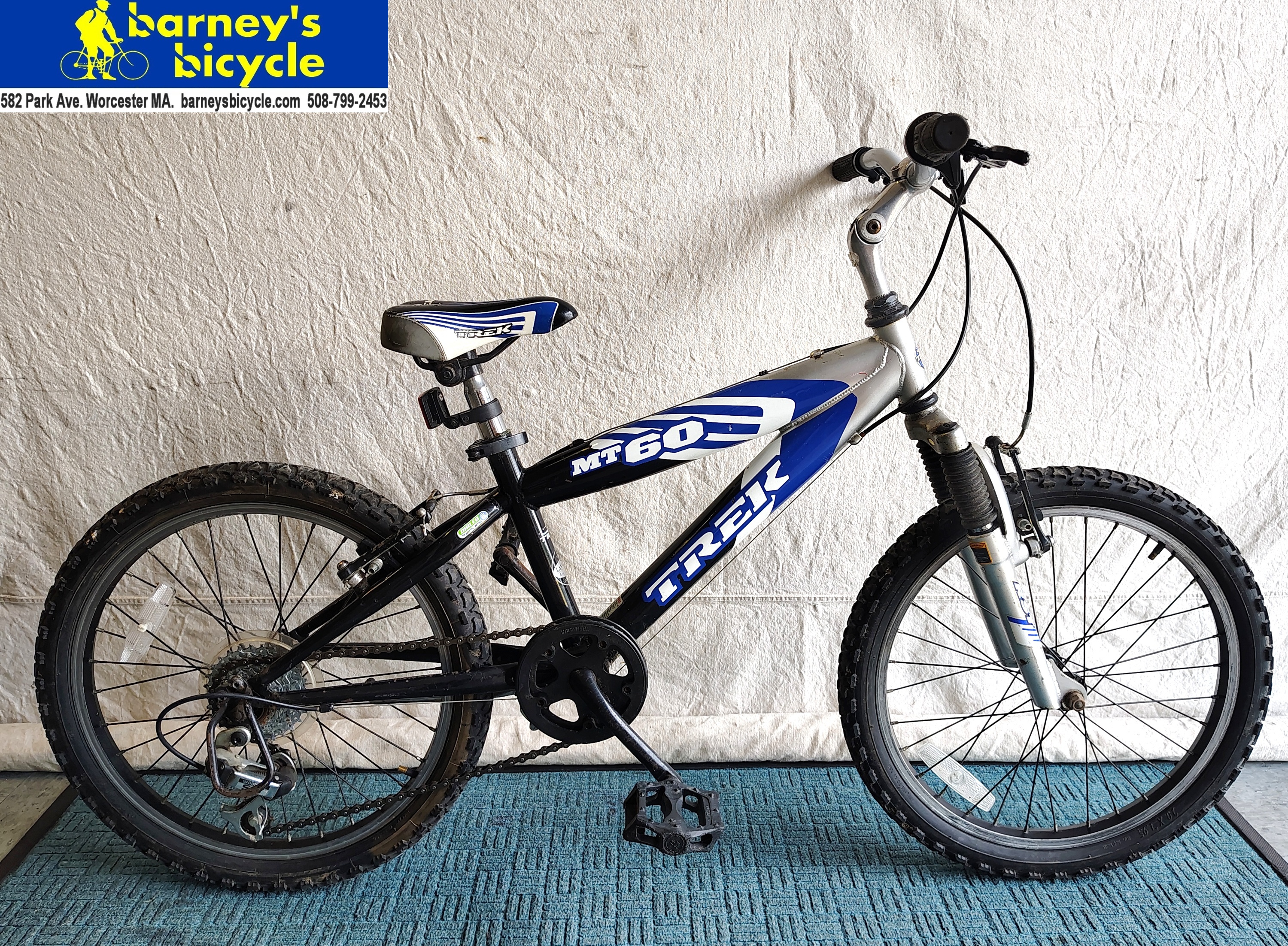 Haro V20
Wheel Size: 20"/ Ages 6-9/ Speeds: 6spd
Price: $219.00  (Professionally Tuned)
