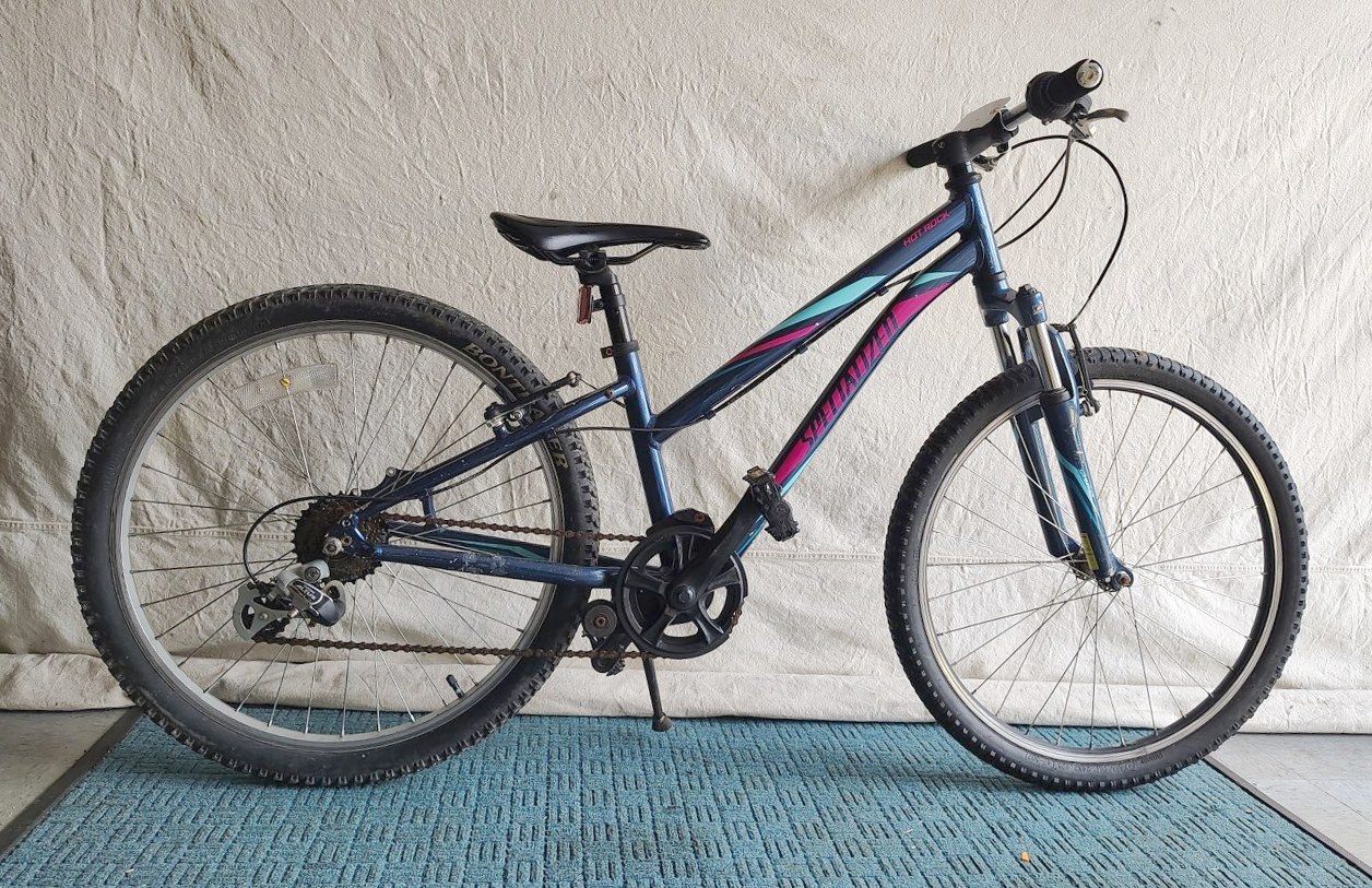Specialized Hot Rock 24
Wheel Size: 24"/ Frame: Girl's
Speeds: 7spd
Price: $269.00 (Pro Tuned)