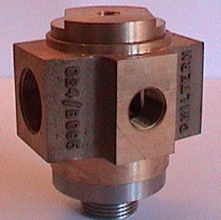 Multi-port bronze non-return valve