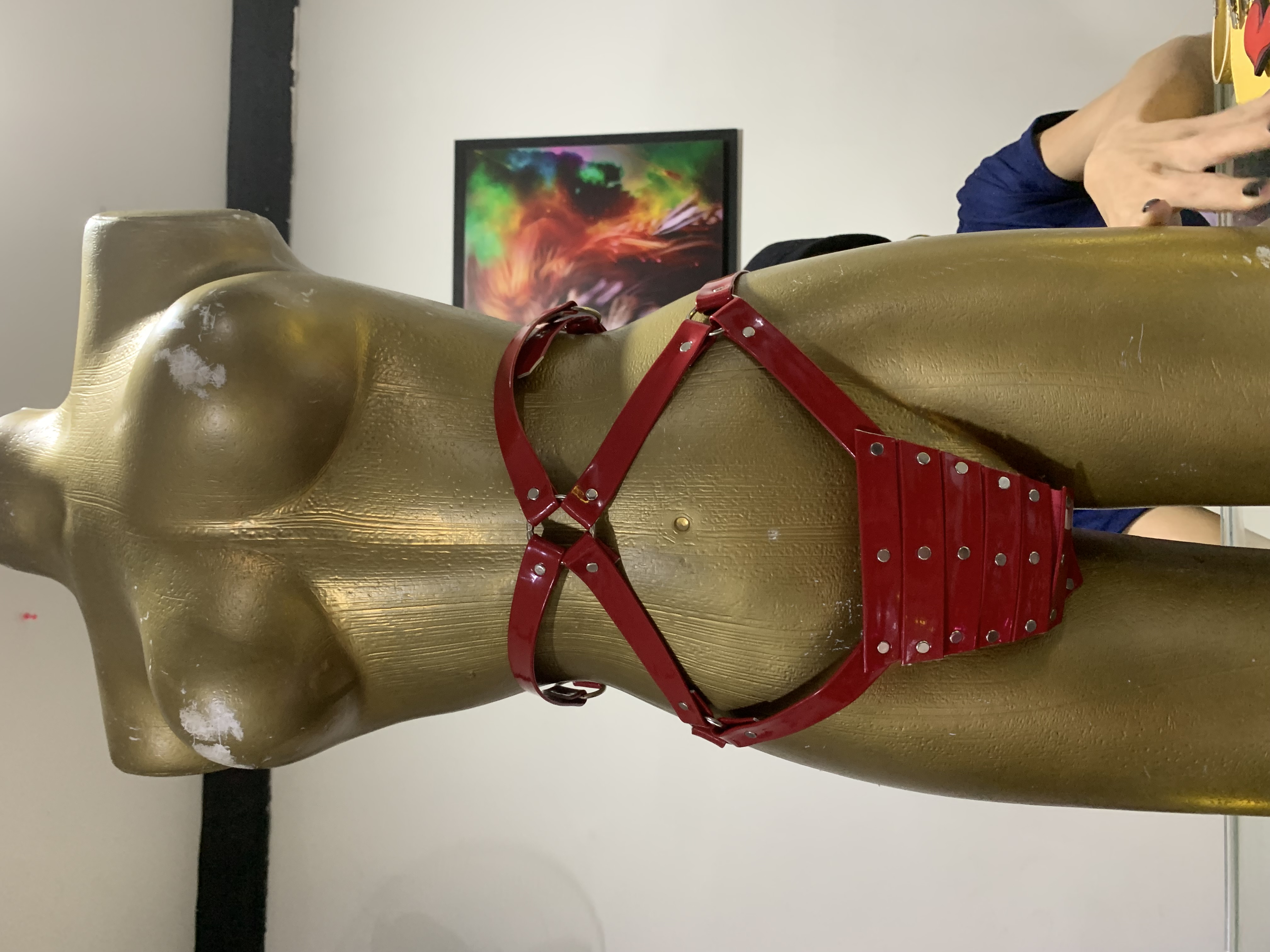 PANTIE CHAROL 
ROJO
NEGRO
AZUL
FUCSIA
DORADO
PLATEADO
$ 70.000