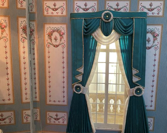 Music Room Draperies
by Simply Silk Miniatures