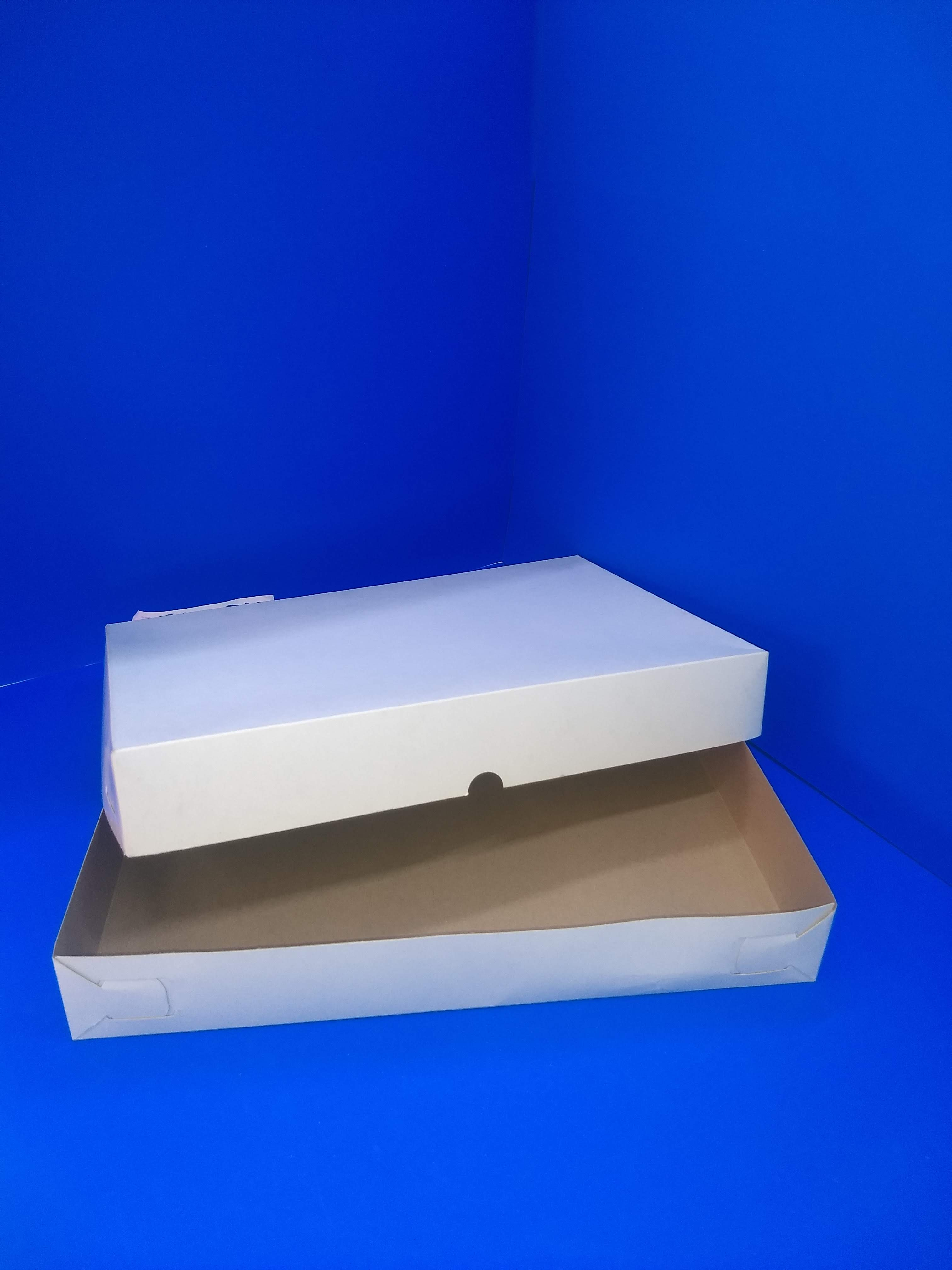 CAJA CAPLE BLANCA 
MODELO # 2  17.5X15.5X7.5