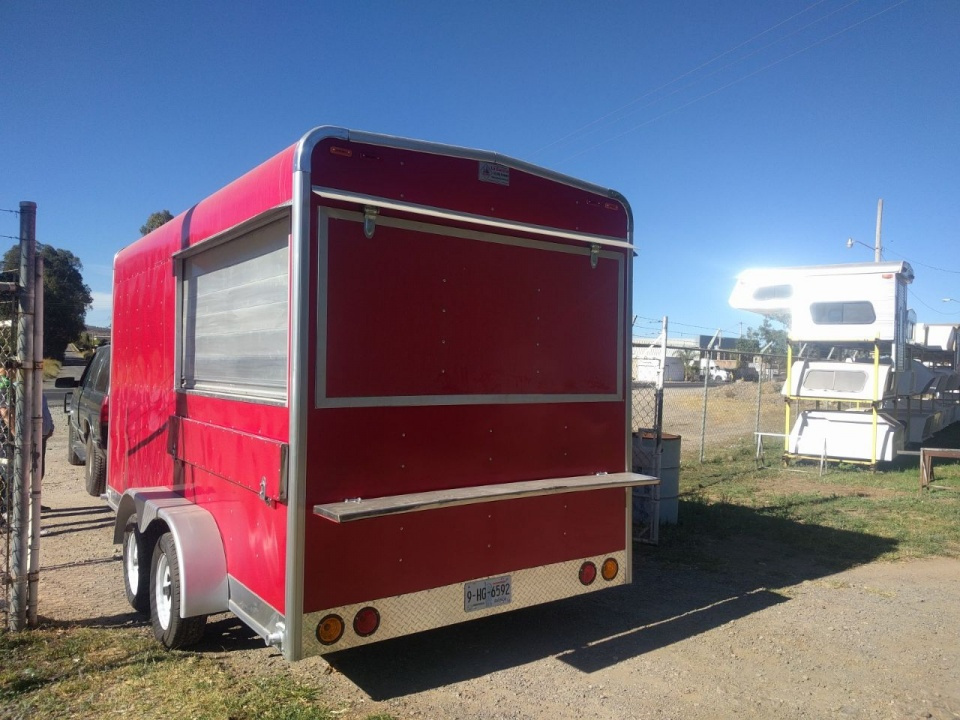 REMOLQUE LONCHERO DOBLE EJE
