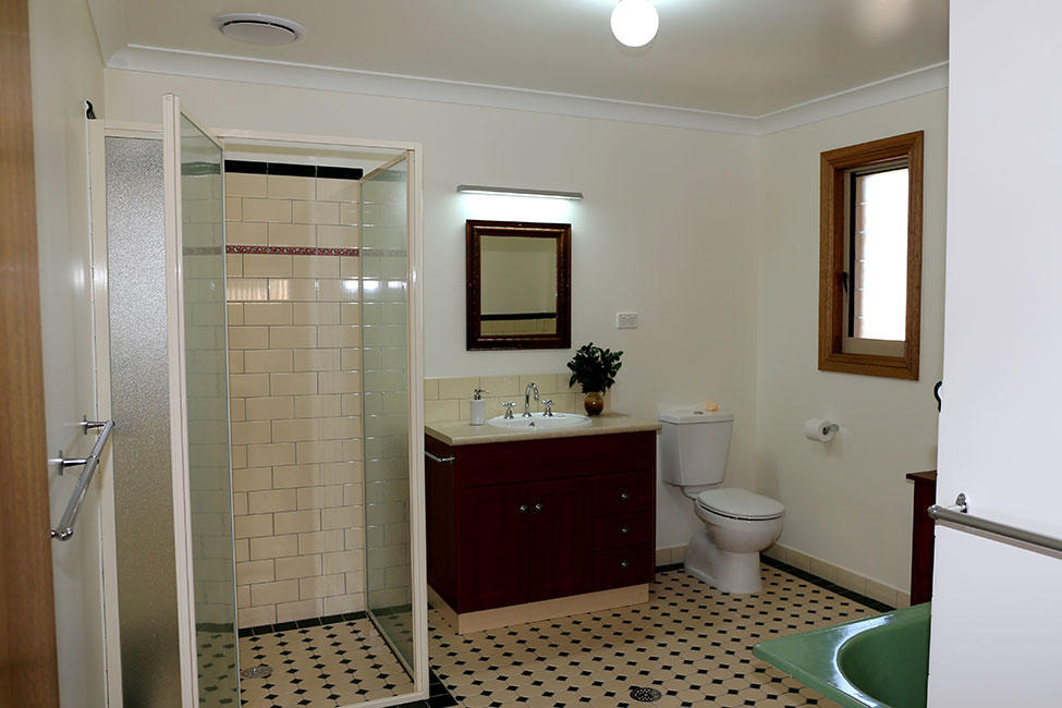 Main bathroom