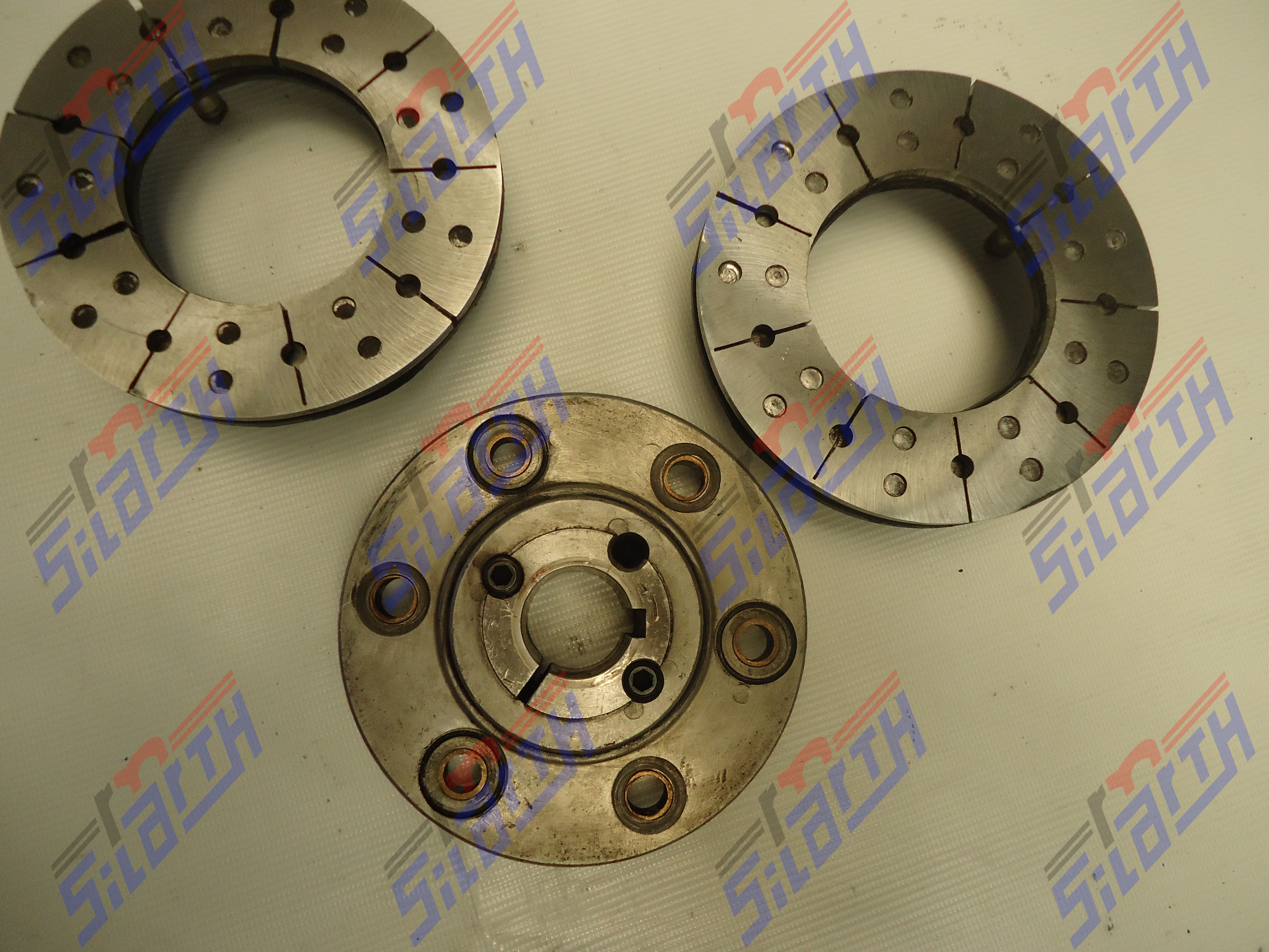 MAQ. CONTRA DISCOS DE FRICCIÓN DE BOBINA 5"