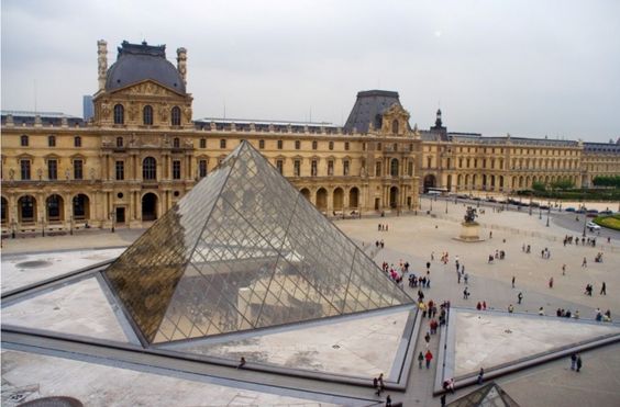 https://0201.nccdn.net/1_2/000/000/15b/a98/MUSEO-DEL-LOUVRE--PARIS.jpg