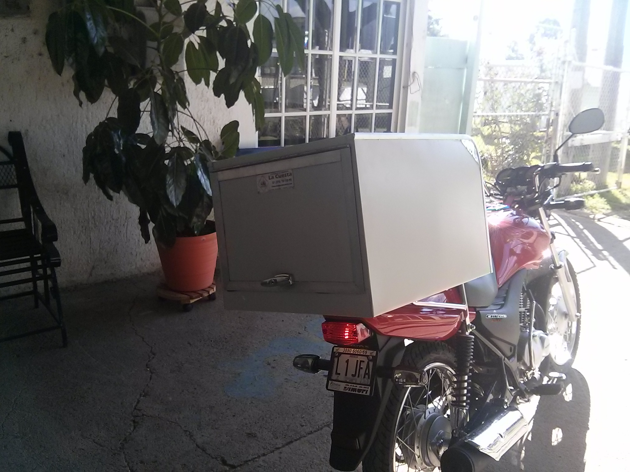 CAJAS PARA MOTOS