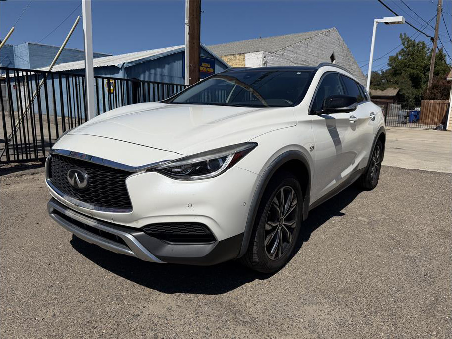 2019 Infiniti QX30 from 33 Auto Sales
Miles: 104,528
Drive: AWD
Trans: Auto, 7-Spd Dual-Clutch
Engine: 4-Cyl, Turbo, 2.0 Liter
Stock: 1721
VIN: SJKCH5CRXKA007089