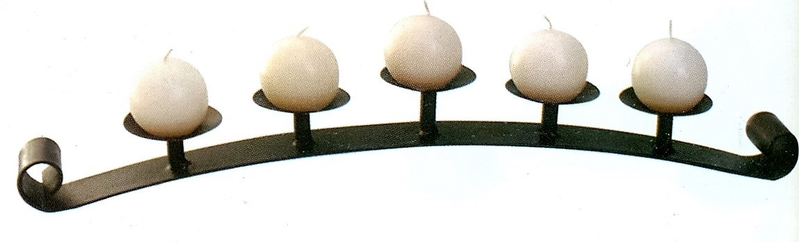 https://0201.nccdn.net/1_2/000/000/15c/53f/Candelero-gusano-5-velas-1149x349.jpg