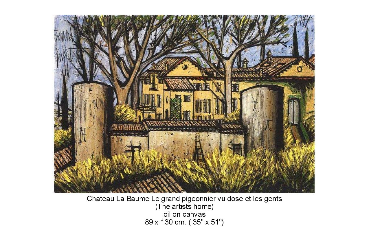 Portiate of the artist home. Chateau La Baume Le grand pigeonnier vu does et les gents.