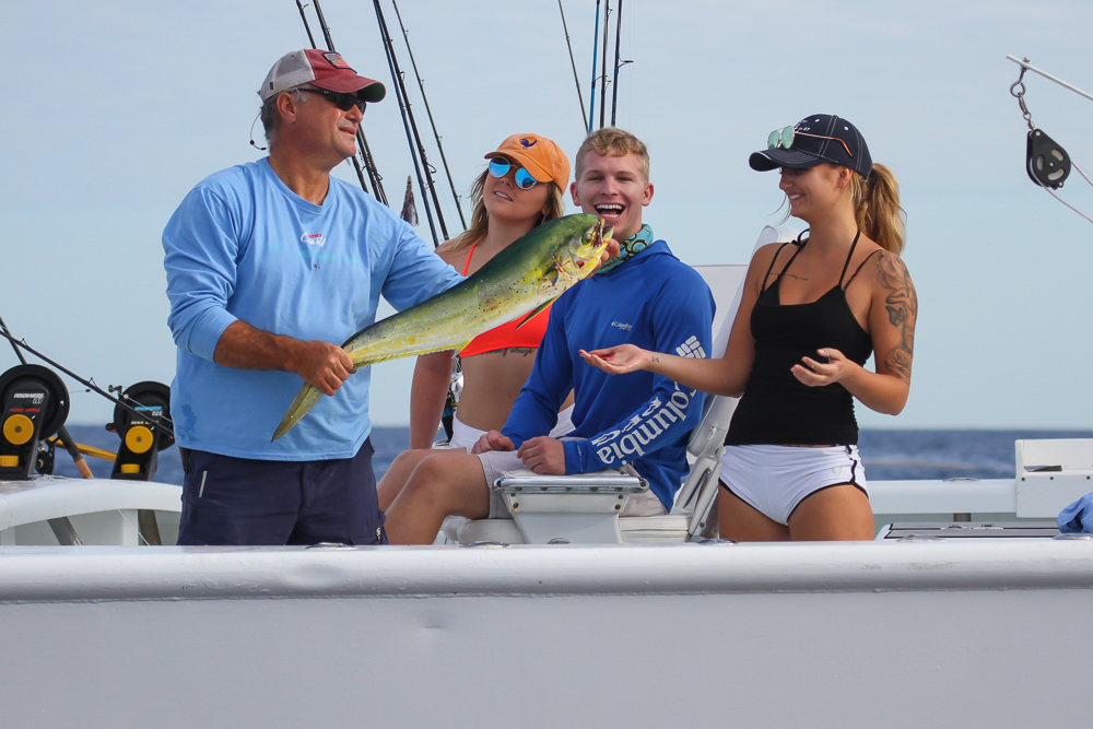 https://0201.nccdn.net/1_2/000/000/15d/267/1-13-19-key-west-charters-leighton-1570.jpg