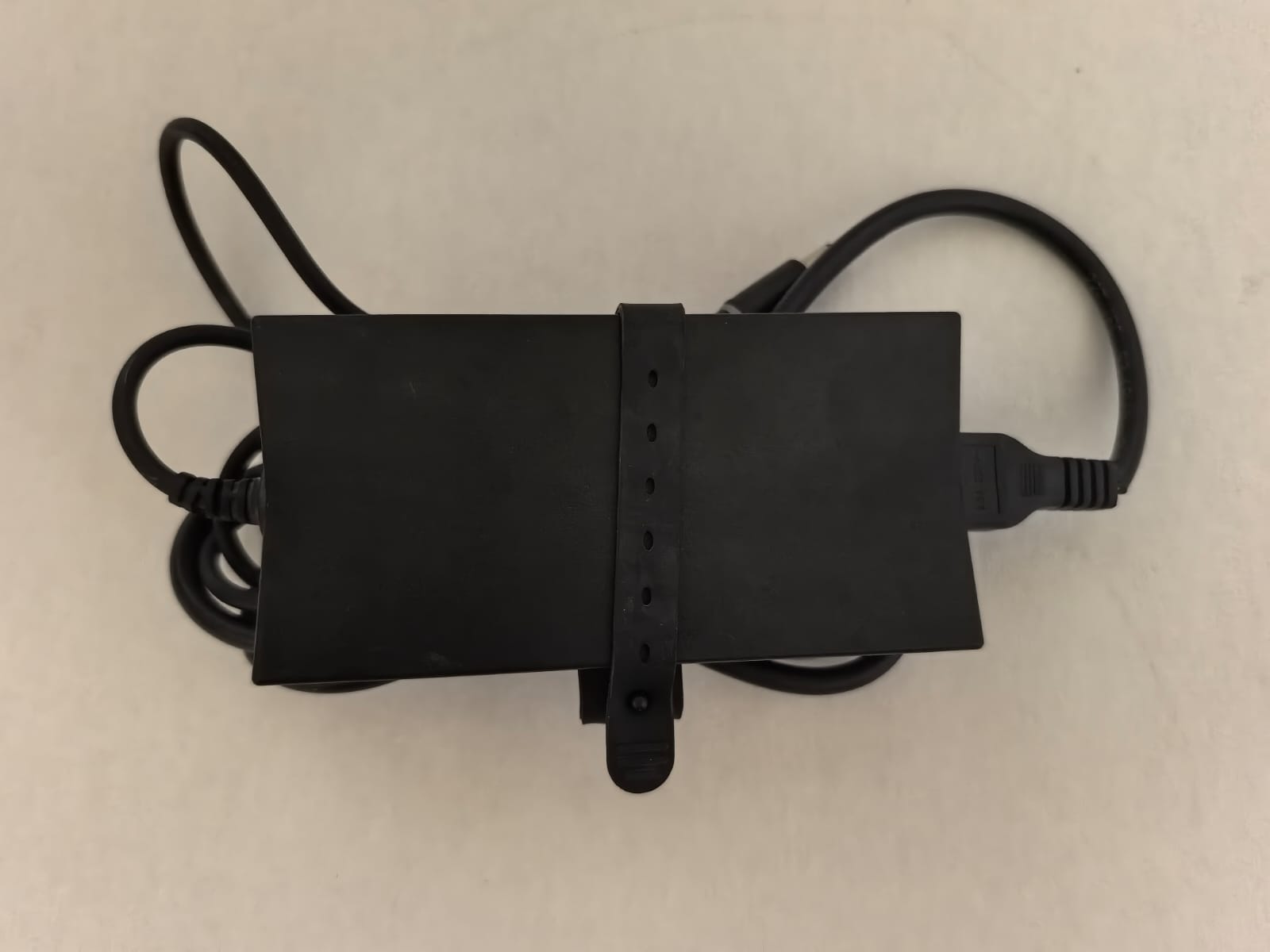 https://0201.nccdn.net/1_2/000/000/15d/497/adaptador.jpeg